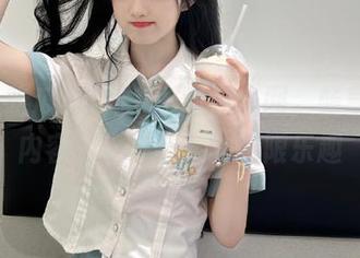 访问17c吃瓜官网，畅享精彩内容和热辣新闻的无限乐趣