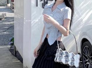 355fun苹果版首页上线，带你轻松获取最新吃瓜资讯，快来体验吧！