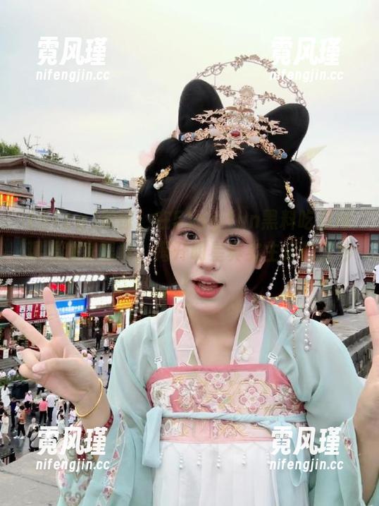 震惊！在51cg.fun黑料吃瓜网观看独家黑料，揭开明星真实生活的面纱！