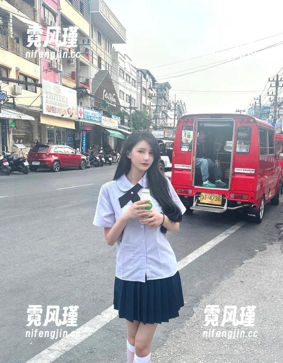 51吃瓜最新网站，在线分享精彩吃瓜故事，带你乐不停！