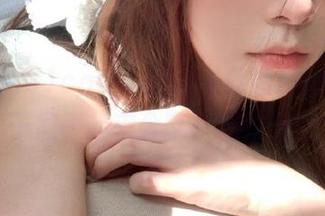 91cg08.com入口精彩纷呈，妹子们一起来分享幸福时刻！