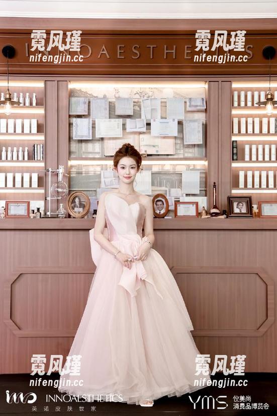 吃瓜大本营传送门等你来探索，安卓用户不容错过的娱乐盛宴！