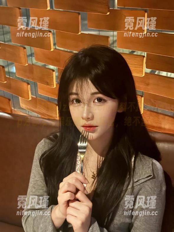 黑料不打烊 zztt43ccm黑料不打烊app为你发布娱乐圈的小秘密,绝不含糊