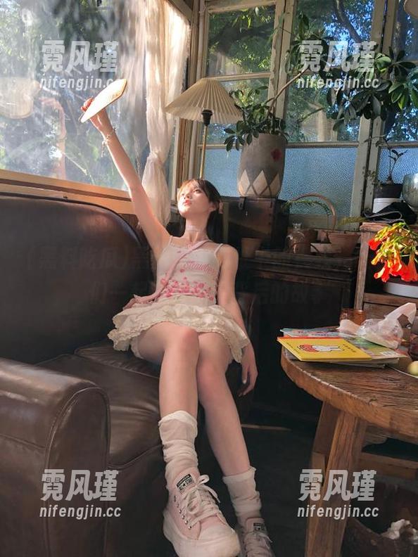 黑料吃瓜 黑料吃瓜网址中的视频,让我们一起观看明星背后的故事