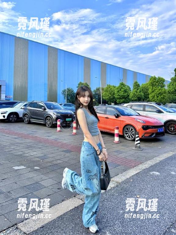 黑料吃瓜网 想吃瓜?快来黑料吃瓜网在线app获取丰富资源!