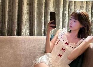快来下载安卓“91黑料社”APP，直达少女们心中最渴望的黑料吧！
