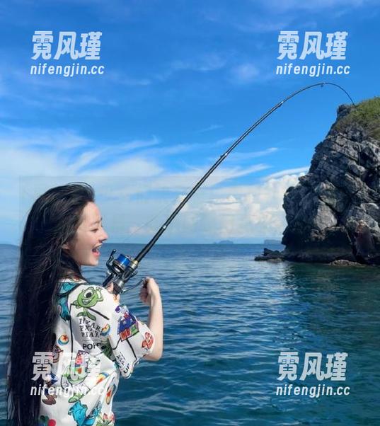 少女们快来看！黑料社51更新了最新黑料，吃瓜网曝门真相大白！