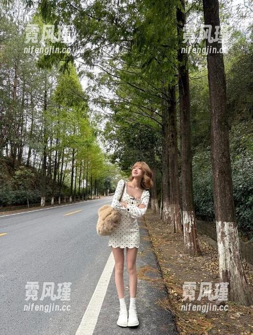 黑料老司机不打烊，网页分享最热黑料，欢乐无穷吃瓜乐趣多！